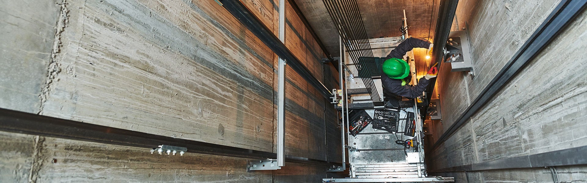 image of high voltage sign